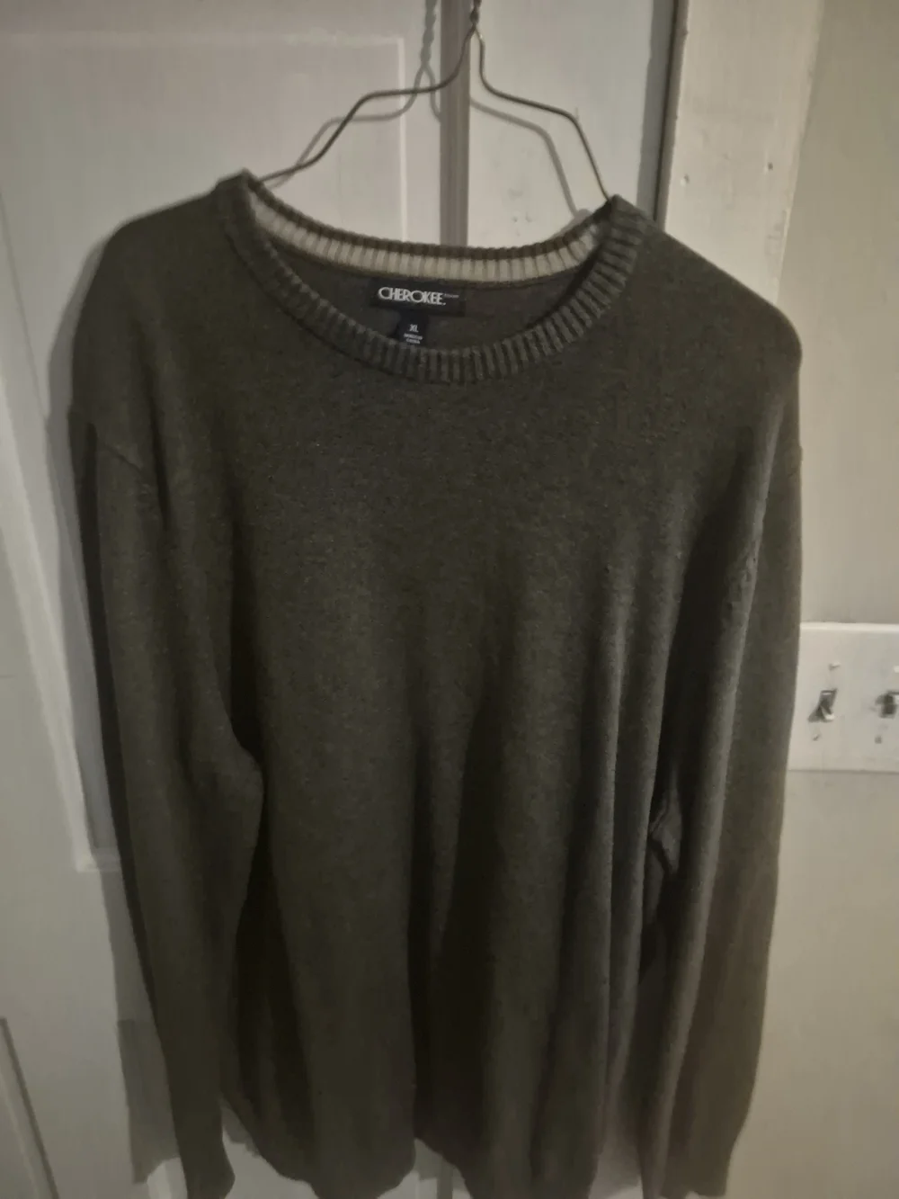 Cherokee Men's Olive Green Crewneck Sweater